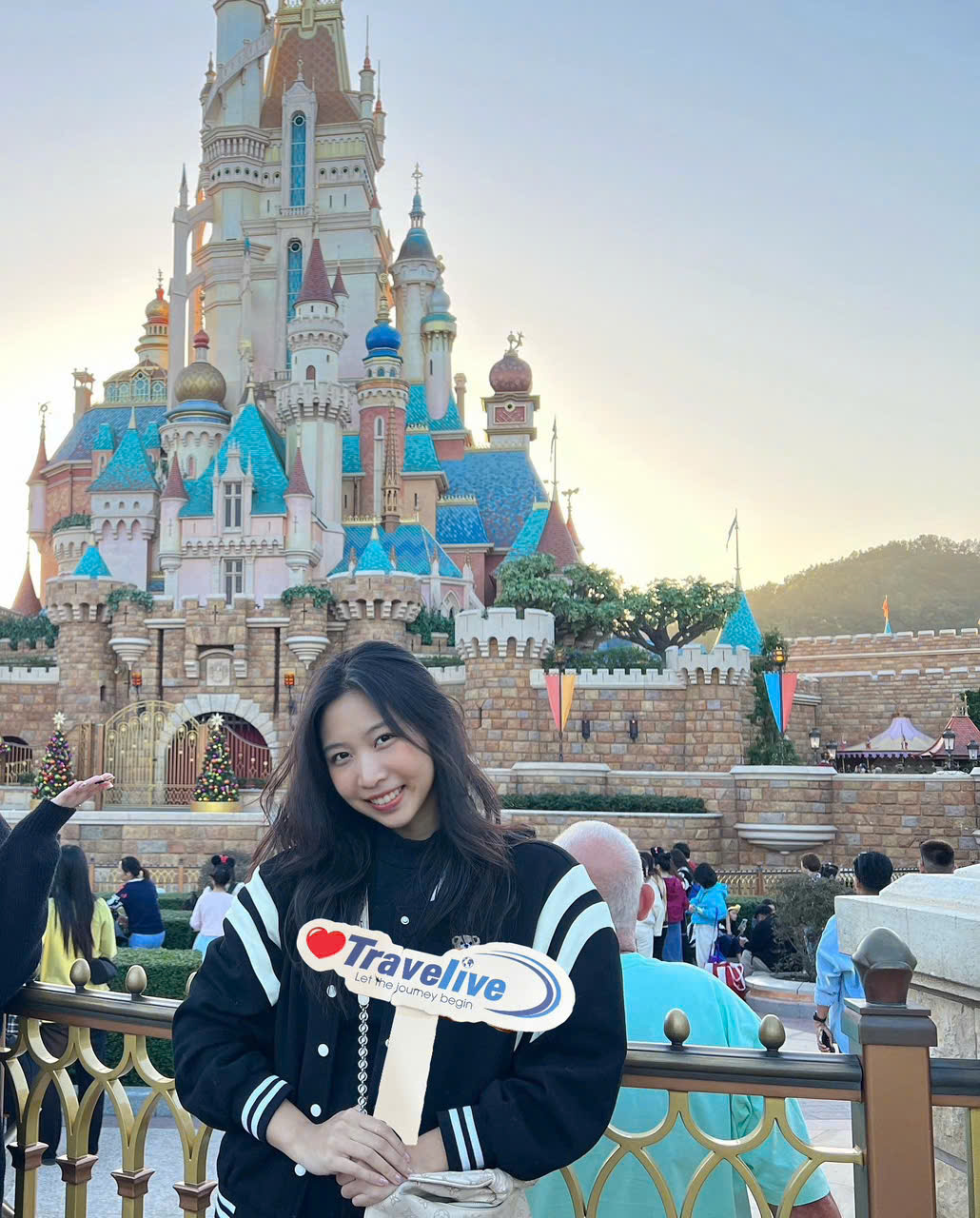 MS HƯƠNG GIANG 